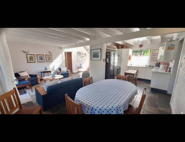 2 BEDROOM HOUSE FOR SALE IN FRAAIUITSIG